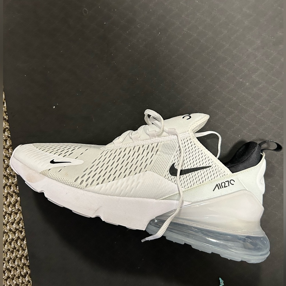 Nike Air Max 270. Size 15!